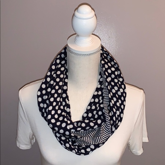 Reversible Infinity Scarf - Picture 4 of 4